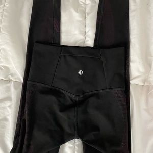* SOLD * LULULEMON LEGGINGS
